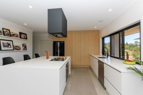 Photo of property in 5a Tupuhi Place, Highlands Park, New Plymouth, 4312