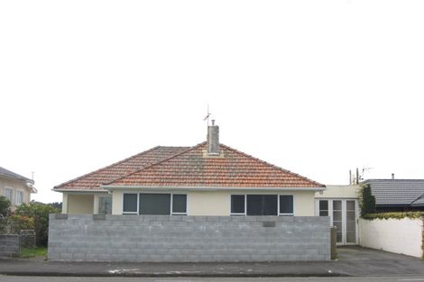 Photo of property in 215 Carrington Street, Vogeltown, New Plymouth, 4310
