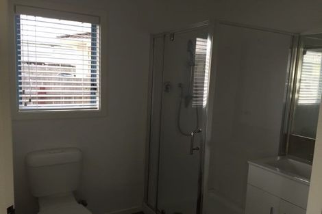 Photo of property in 54 Reelick Avenue, Pakuranga Heights, Auckland, 2010