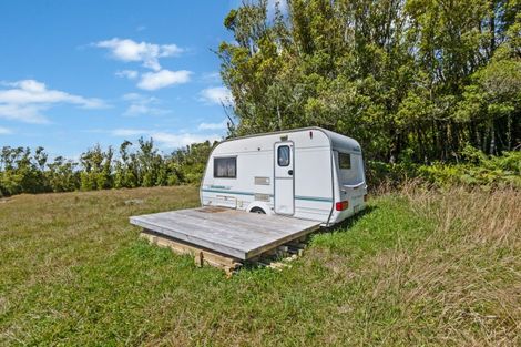 Photo of property in 1878 Mangorei Road, Mangorei, New Plymouth, 4371