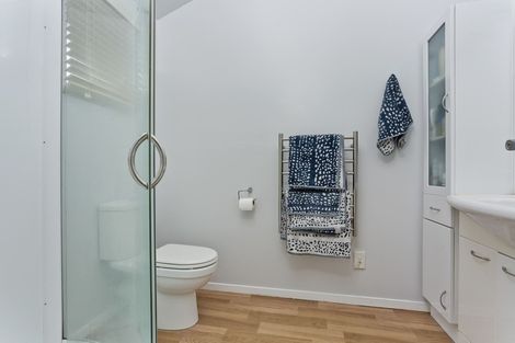 Photo of property in 5/6 Bond Crescent, Forrest Hill, Auckland, 0620