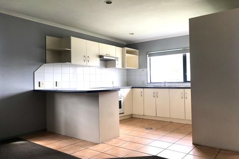 Photo of property in 100a Manuroa Road, Takanini, 2112