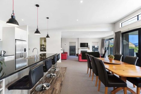 Photo of property in 7 Daniels Terrace, Wanaka, 9305