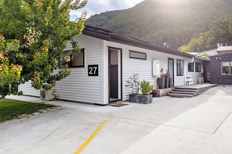 Photo of property in 27 Watts Road, Fernhill, Queenstown, 9300