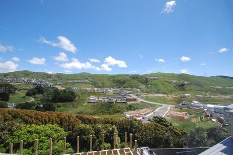 Photo of property in 8 Prestwich Rise, Churton Park, Wellington, 6037