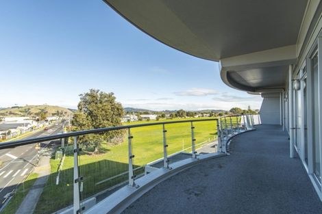 Photo of property in 8/898 Papamoa Beach Road, Papamoa Beach, Papamoa, 3118