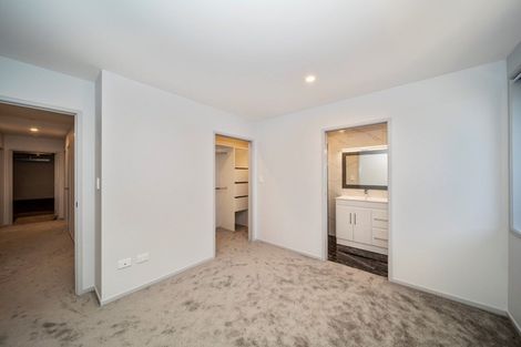 Photo of property in 3 Frederick Place, Whalers Gate, New Plymouth, 4310