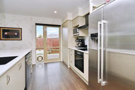 Photo of property in 9 Puhara Avenue, Parklands, Christchurch, 8083