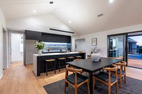 Photo of property in 41 Fencourt Road, Cambridge, 3496