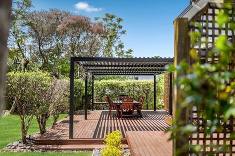 Photo of property in 17 Annalong Road, Dannemora, Auckland, 2016