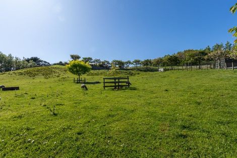 Photo of property in 205 Taylors Road, Otaki, 5583