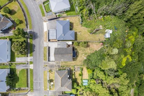 Photo of property in 20 Cornwall Crescent, Cannons Creek, Porirua, 5024