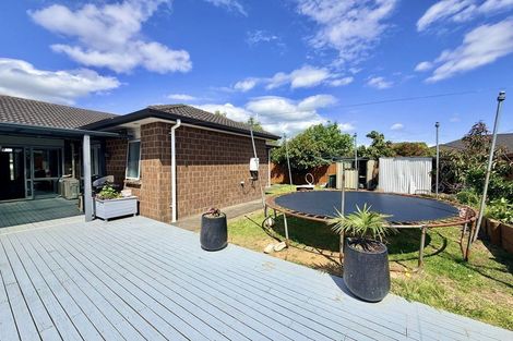 Photo of property in 547 Great South Road, Rosehill, Papakura, 2113