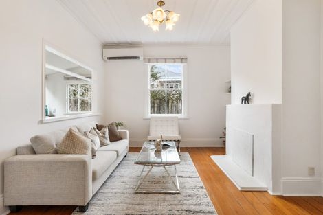 Photo of property in 1 Prospect Terrace, Mount Eden, Auckland, 1024