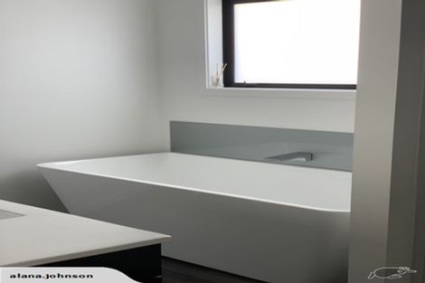 Photo of property in 111 Riverstone Drive, Riverstone Terraces, Upper Hutt, 5018