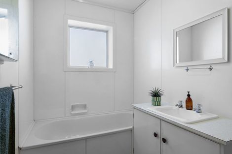 Photo of property in 79a Barrett Street, Westown, New Plymouth, 4310