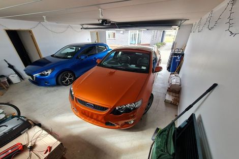 Photo of property in 21 Foster Street, Taita, Lower Hutt, 5011