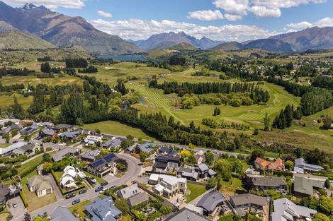 Photo of property in 17 Fox's Terrace, Arrowtown, 9302