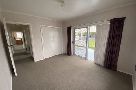 Photo of property in 2 Jenks Street, Foxton, 4814