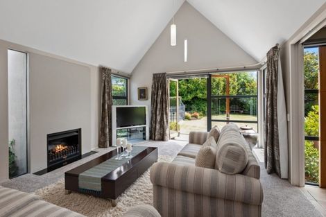 Photo of property in 8 Springvale Gardens, Harewood, Christchurch, 8051