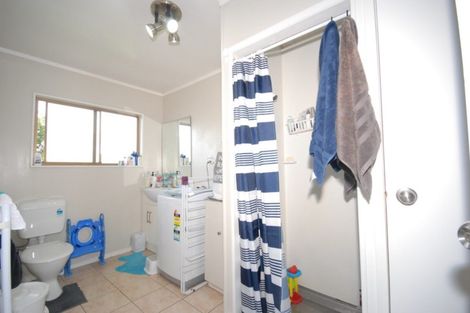 Photo of property in 1b/88 Aroha Avenue, Sandringham, Auckland, 1025