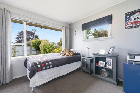 Photo of property in 83 Englefield Road, Northwood, Christchurch, 8051