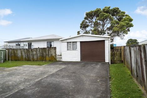 Photo of property in 50 Barrys Road, Glendene, Auckland, 0602