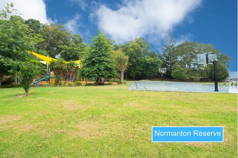 Photo of property in 27 Normanton Street, Glenfield, Auckland, 0629