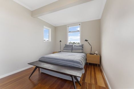 Photo of property in 2 Kapiti Terrace, Castlecliff, Whanganui, 4501