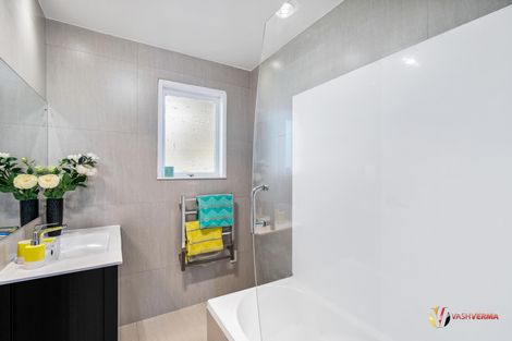 Photo of property in 9 Chisholm Place, Mangere East, Auckland, 2024