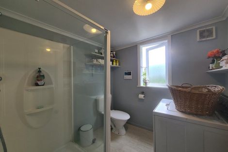 Photo of property in 230 Watt Street, Coromandel, 3506