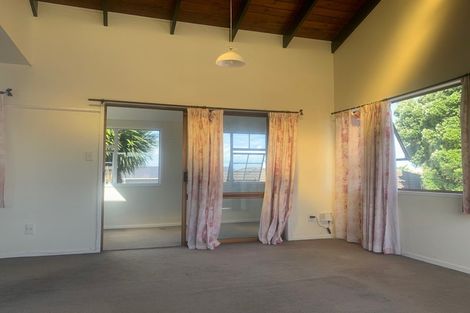 Photo of property in 5/46 Seabrook Avenue, New Lynn, Auckland, 0600