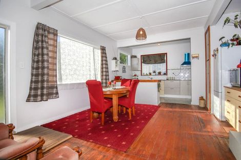 Photo of property in 2 Curtis Street, Hector, 7822