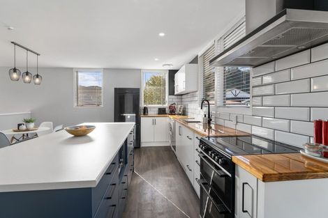 Photo of property in 3 Crystal Grove, Birchville, Upper Hutt, 5018