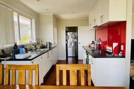 Photo of property in 23 Reelick Avenue, Pakuranga Heights, Auckland, 2010