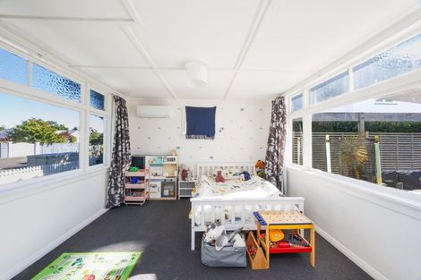 Photo of property in 3 Saint Johns Avenue, Palmerston North, 4414