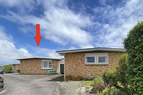 Photo of property in 16b Te Mete Terrace, Merrilands, New Plymouth, 4312