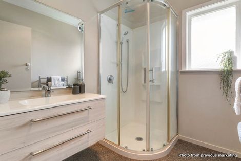 Photo of property in 133 Vodanovich Road, Te Atatu South, Auckland, 0610