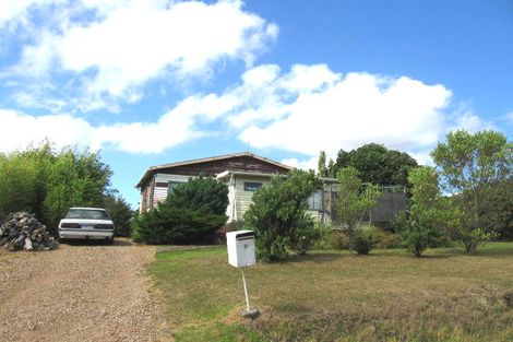 Photo of property in 5 Trig Hill Road, Onetangi, Waiheke Island, 1081