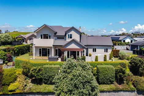 Photo of property in 10 Sampson Avenue, Waiwhakaiho, New Plymouth, 4312