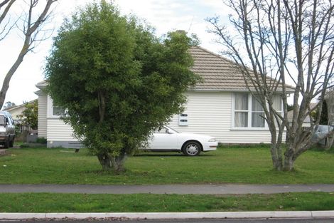 Photo of property in 21 Kenney Crescent, Fairfield, Hamilton, 3214
