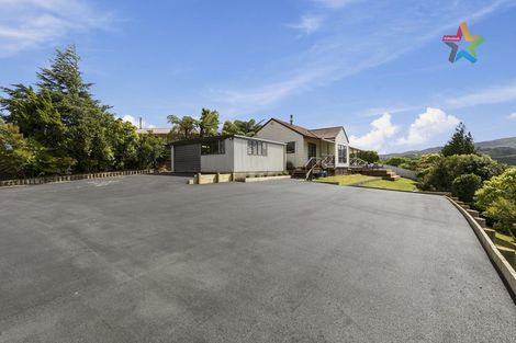 Photo of property in 136 Holborn Drive, Stokes Valley, Lower Hutt, 5019