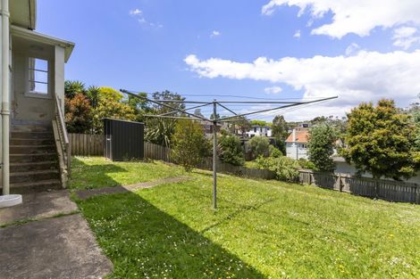 Photo of property in 16 Westmere Crescent, Westmere, Auckland, 1022