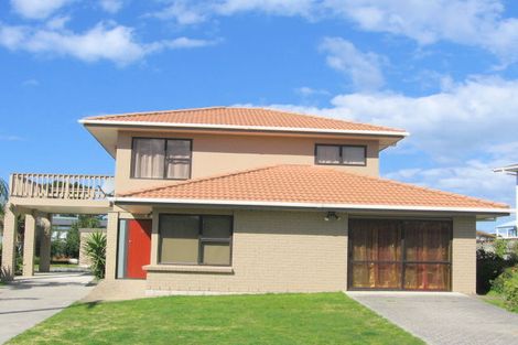 Photo of property in 212 Hauturu Street, Whangamata, 3620