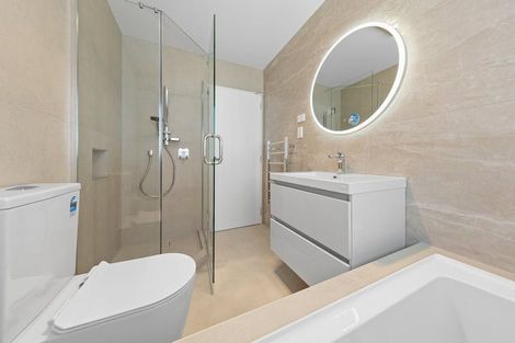 Photo of property in 89a Reeves Road, Pakuranga, Auckland, 2010