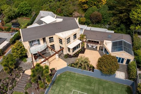 Photo of property in 92 Mccormacks Bay Road, Mount Pleasant, Christchurch, 8081