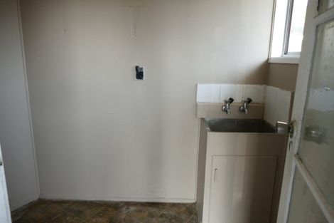 Photo of property in 56 Othello Drive, Clover Park, Auckland, 2023