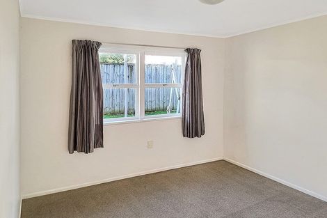 Photo of property in 2/19 Gowing Drive, Meadowbank, Auckland, 1072
