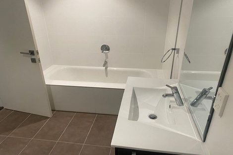 Photo of property in 18 Kellsmere Crescent, Island Bay, Wellington, 6023