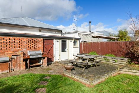 Photo of property in 53 Manson Street, Terrace End, Palmerston North, 4410